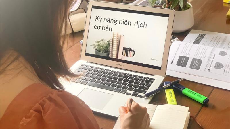 Những khó khăn khi làm biên dịch viên